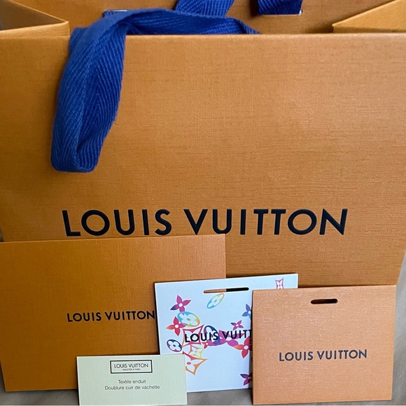 PRISTINE Vintage Authentic Louis Vuitton Monogram Canvas Bifold! - Picture 2 of 14